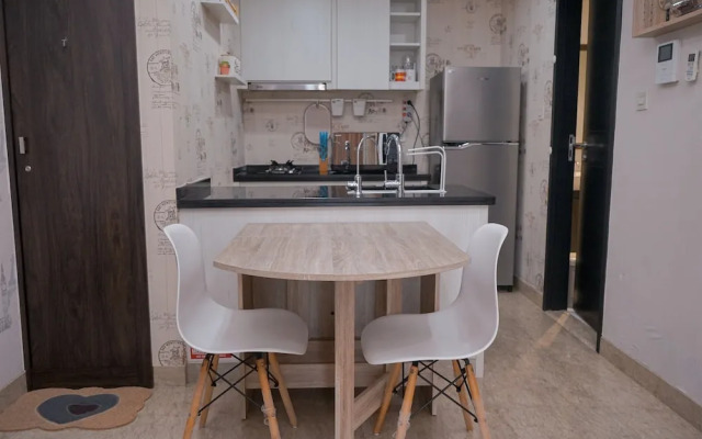 Warm and Spacious 1BR at Branz BSD City Apartment