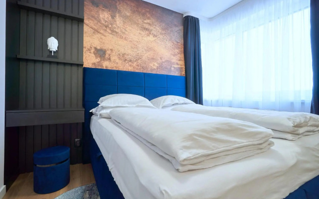 The Gatsby Apartment