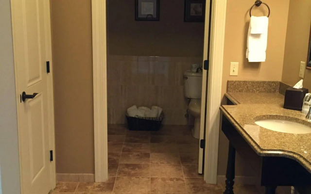 Union Bluff Hotel & Meeting House