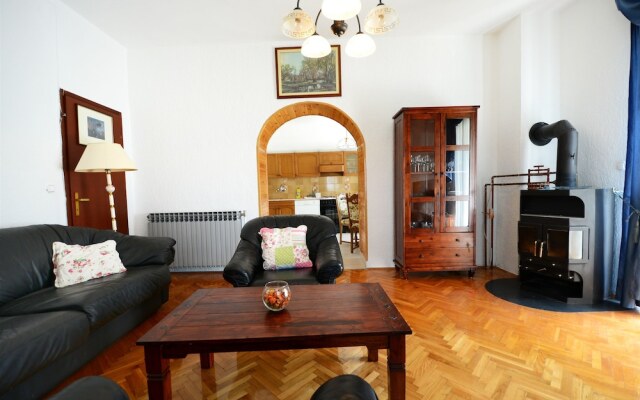 House Lanima