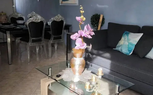 Charming Mexican Retreat in San José de los Olvera
