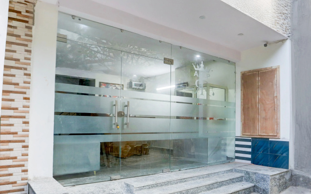 FabHotel ASP Royal Residency Inn