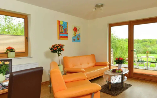 Apartment in Mtsrz With Garden