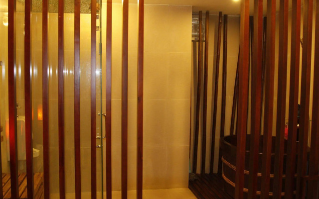 Hoang Sa Hotel