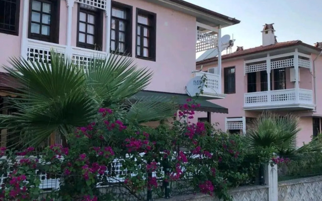 Peaceful House