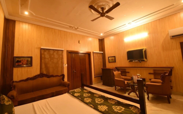 Vista Rooms At Palace Garden