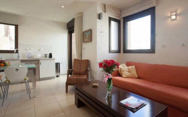 Central New Cozy 1BR by the beach