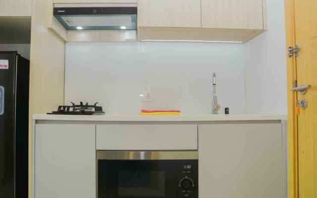 Comfortable Studio Room at Capitol Suites Apartment By Travelio