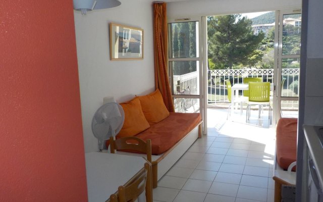 Apartment With one Bedroom in Agay Saint-raphaël, With Wonderful sea V
