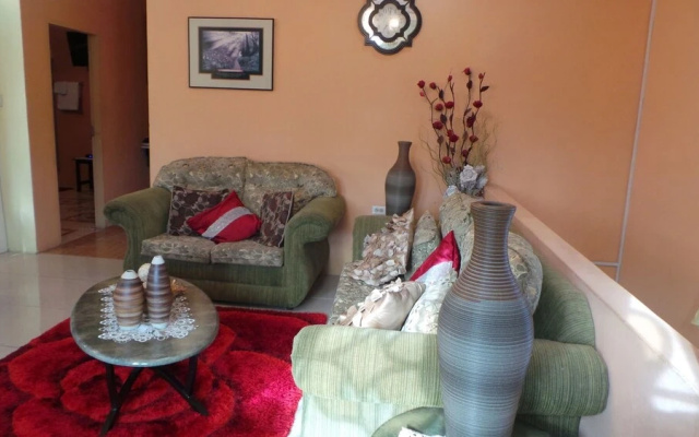 Mags Guest House