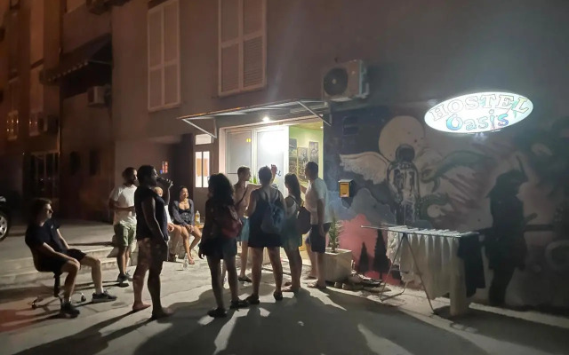 Oasis hostel
