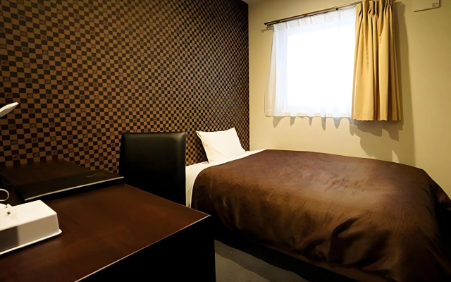 HOTEL LiVEMAX Himeji Ekimae – Guest Rooms – Himeji