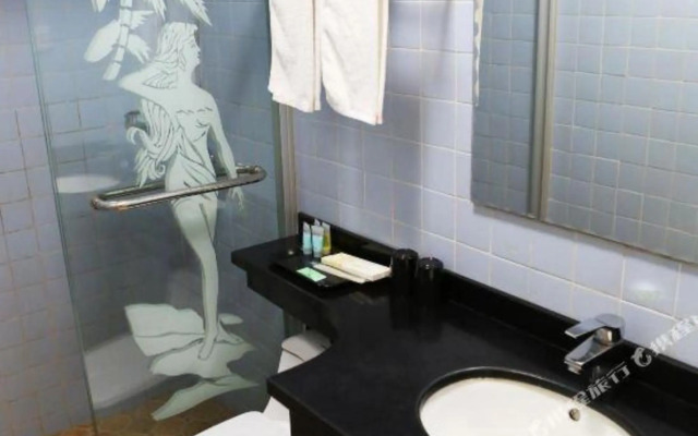 Jinqilin Hostel (Shanghai Waigaoqiao)