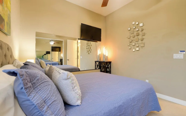 Putting Green & Hot Tub: Goodyear Retreat!