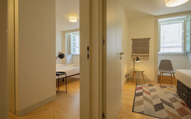 Castelo Superior Two Bedroom Apartment