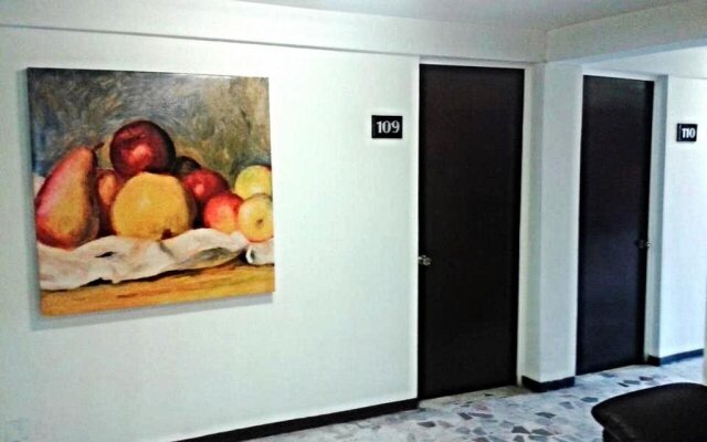 Hotel Grand Colonial