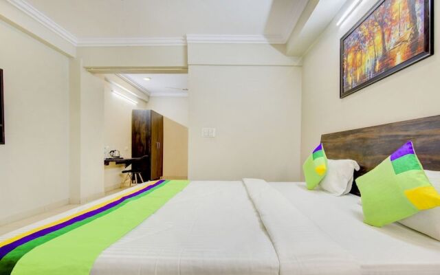 Treebo Trend Naurangee 104