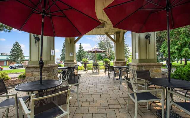 Best Western Parkway Inn & Conference Centre