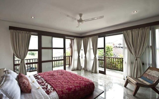 Villa Amira (Vilorium) #258999 - 5 Br Villa
