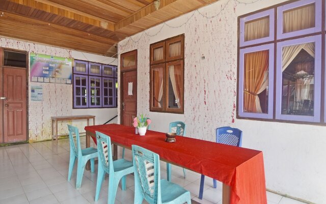 OYO 91246 Pulisan Ekowisata Homestay Near Wisata Pantai Desa Pulisan (Pulisan Beach Tour)