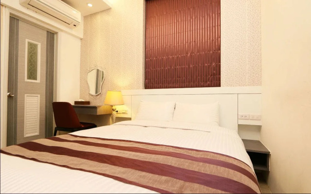 Yapo Bed & Breakfast