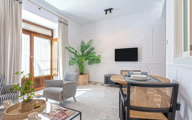 Exclusive Apartment in Seville Center. Francos Viii