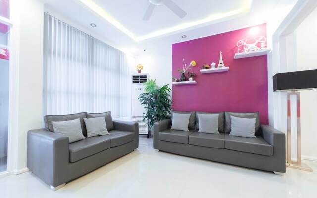 RedDoorz Plus Near SM Lanang Davao