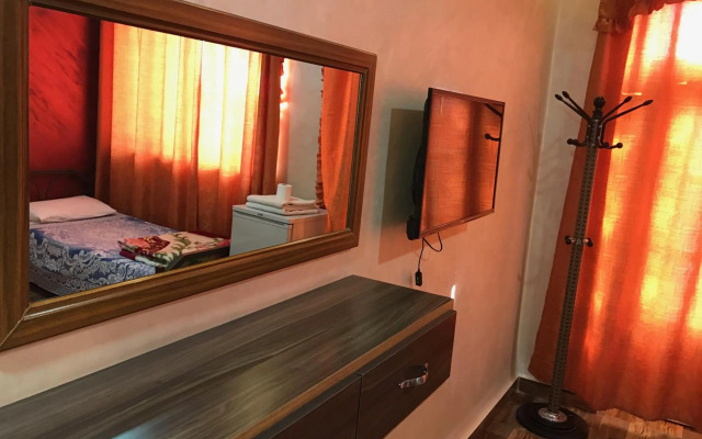 Sun Rise Hotel