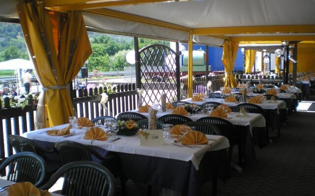 Albergo Ristorante Pizzeria Al Laghetto