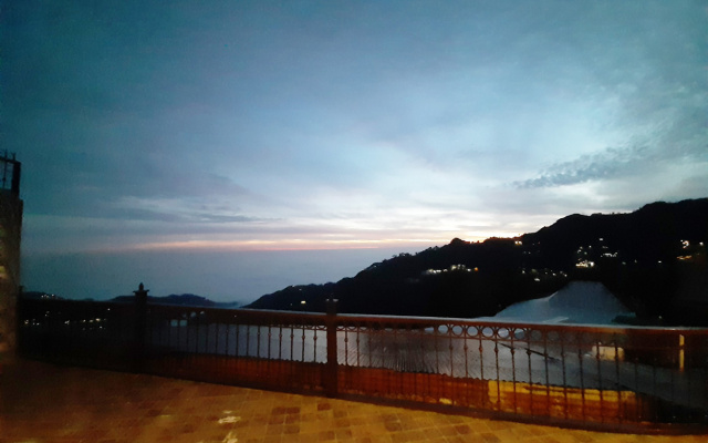 Paradise Mansion Crestmont Mussoorie