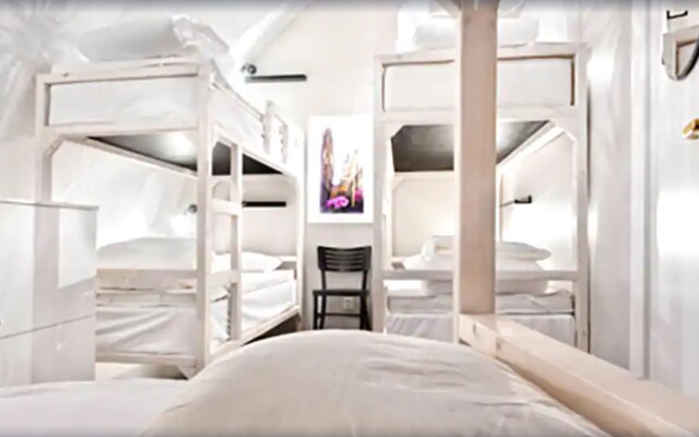 Ramilton Old Town Hostel