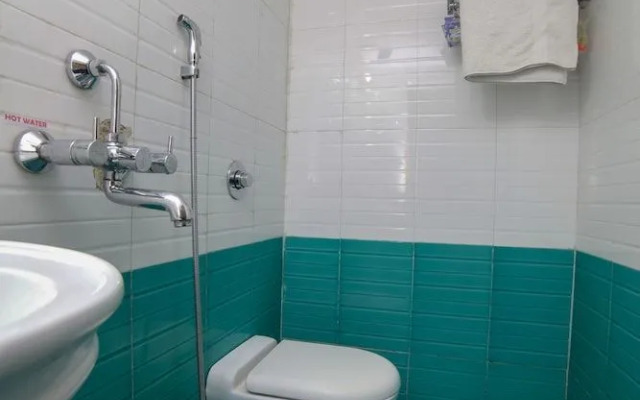 OYO 46286 Hotel Royal Regency