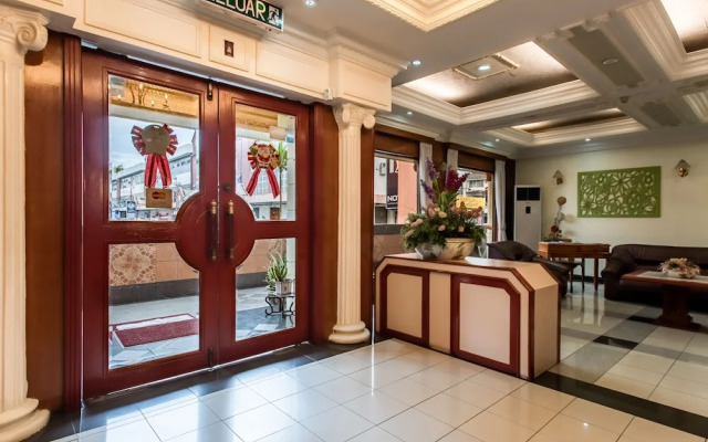 OYO 89735 The Dream Hotel