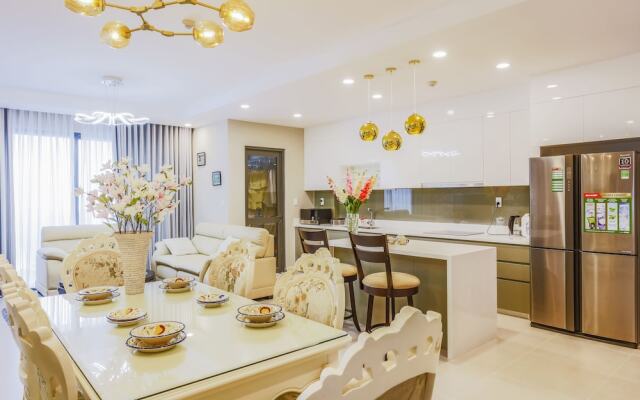 3BRs Luxury Apartment Cityview