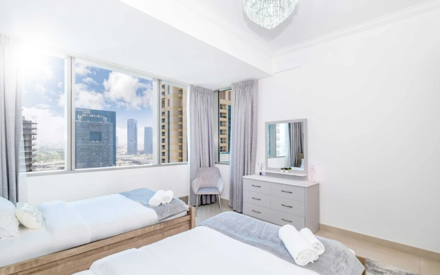 LUX The Marina Ocean View Suite 4