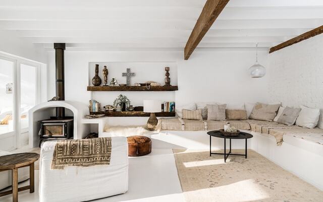 Your Luxury Escape - Bisque House