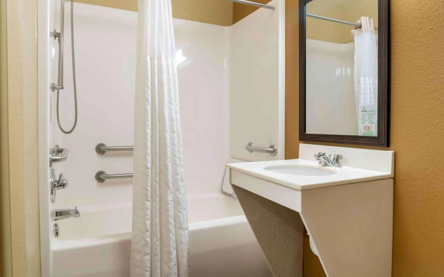 Extended Stay America Suites Detroit Metropolitan Airport