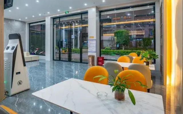 GreenTree Inn Hotel (Lingshan Liufeng Road Branch)