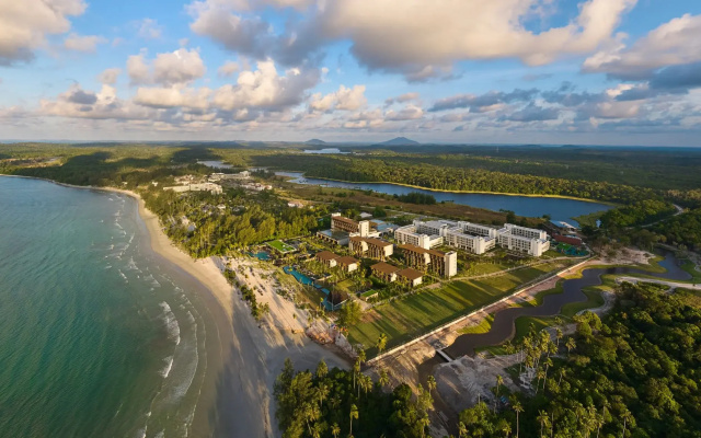Hotel Indigo Bintan Lagoi Beach by IHG