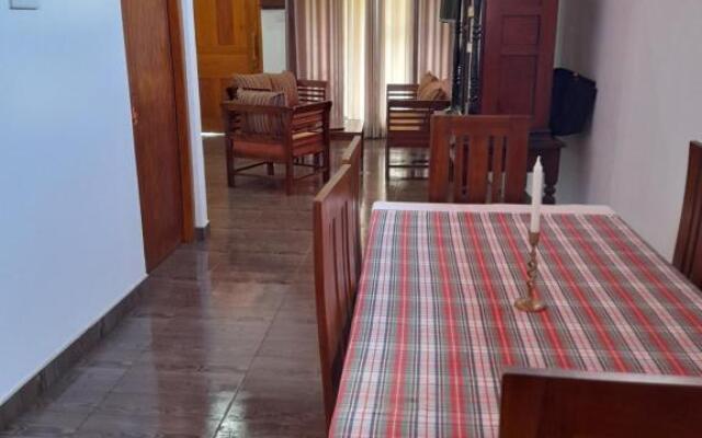 Thiven's Home Stay