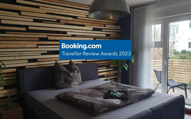 Black & Wood Design FeWo im Zentrum