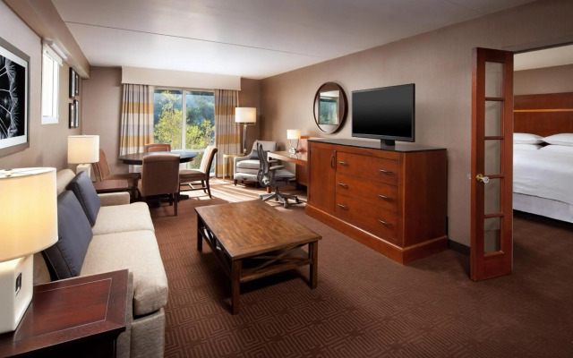 Sheraton Agoura Hills Hotel