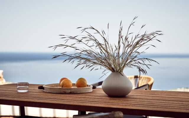 Yoma Cove Suites