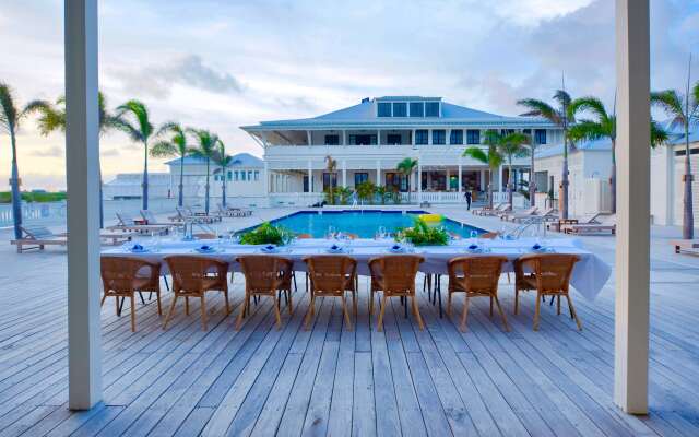 Mahogany Bay Resort & Beach Club, Curio Collection by Hilton