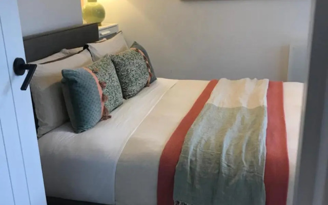 Rye Hide Out - Rye beach retreat
