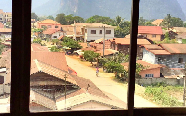 Savanh Vangvieng Hotel