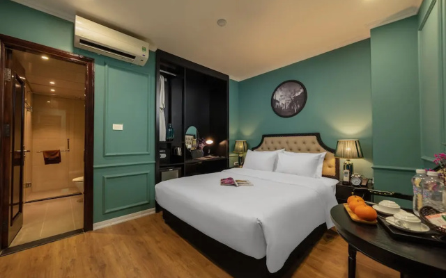Madelise Adora Hotel