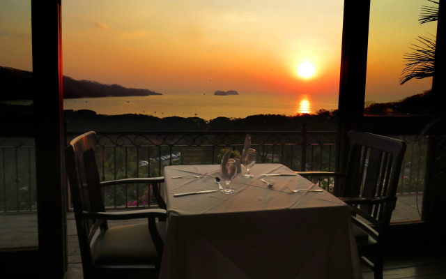 Villas Sol Beach Resort