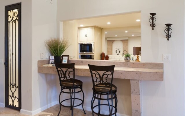 4BR Ocotillo Lakeview Home w/ Pool