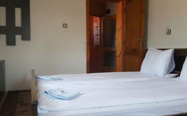 Guest House Lina